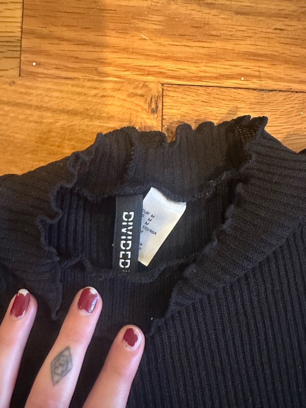 H&M Ribbed Long-Sleeve - Picture 3 of 4